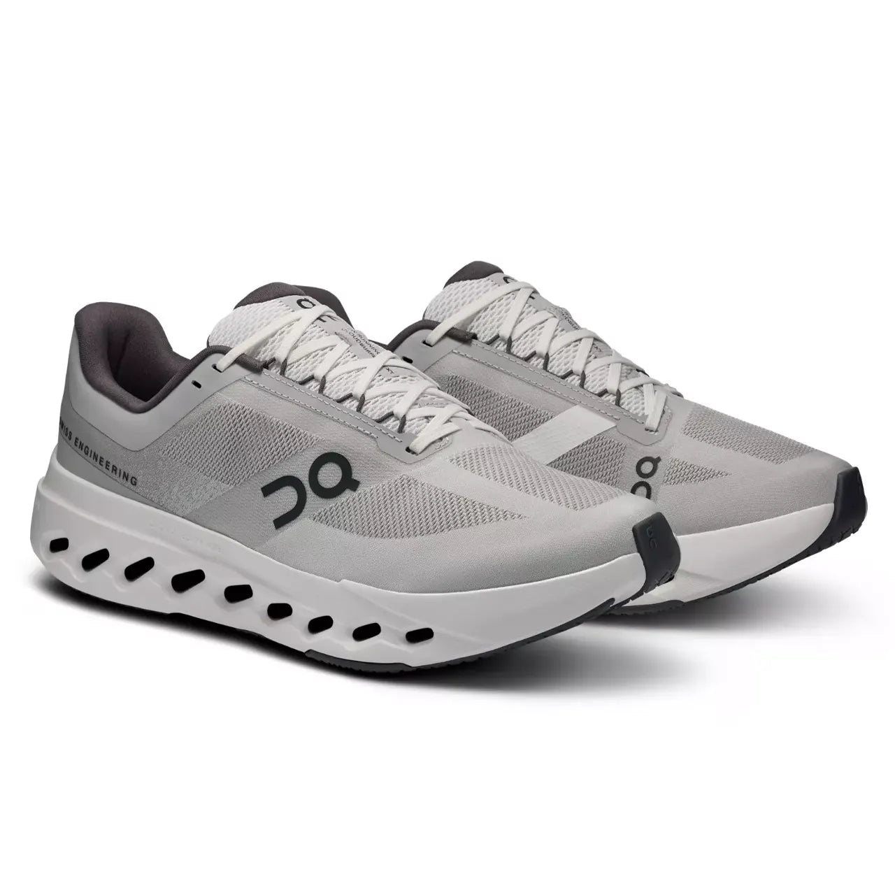 **On Cloudmonster 2 Silver/Grey**