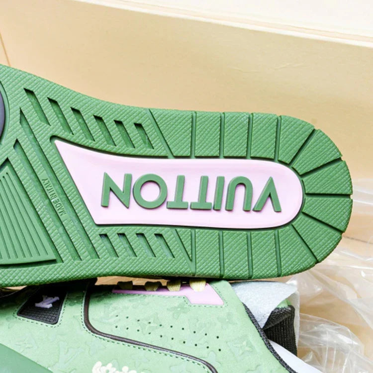 Louis Vuitton Trainer sneaker in green