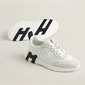 Bouncing sneaker