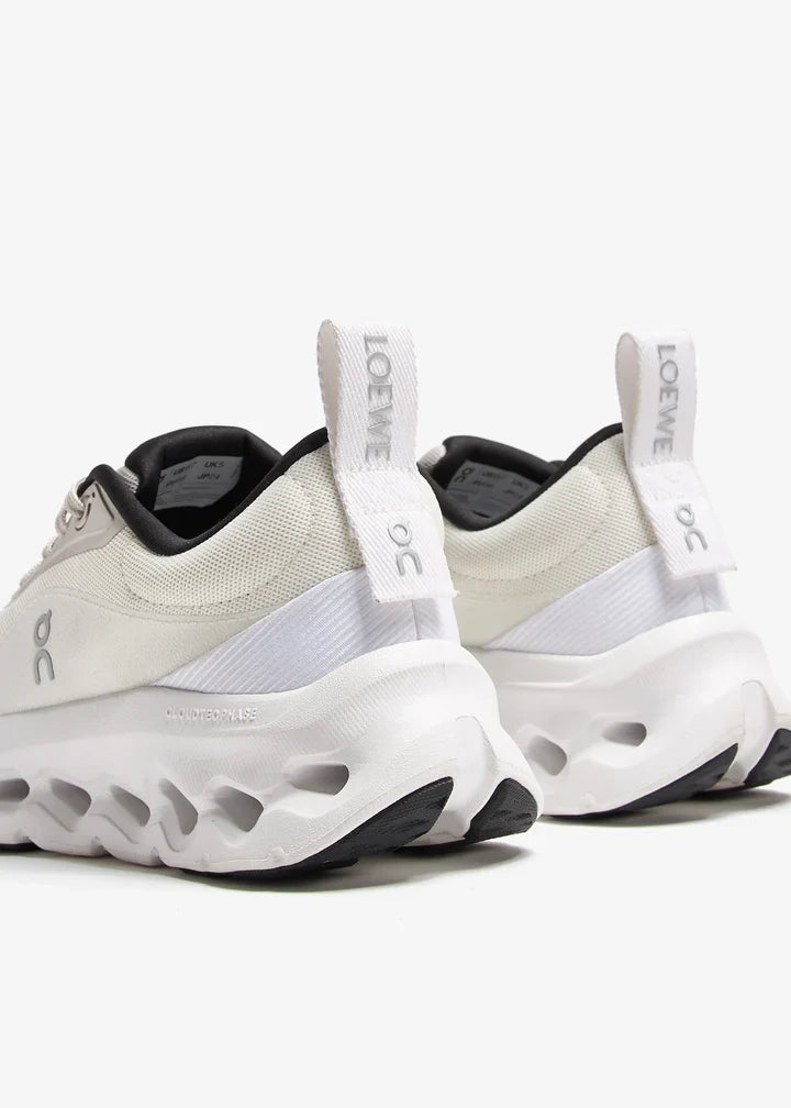 On Running Cloudtilt 2 LOEWE “Sand White”